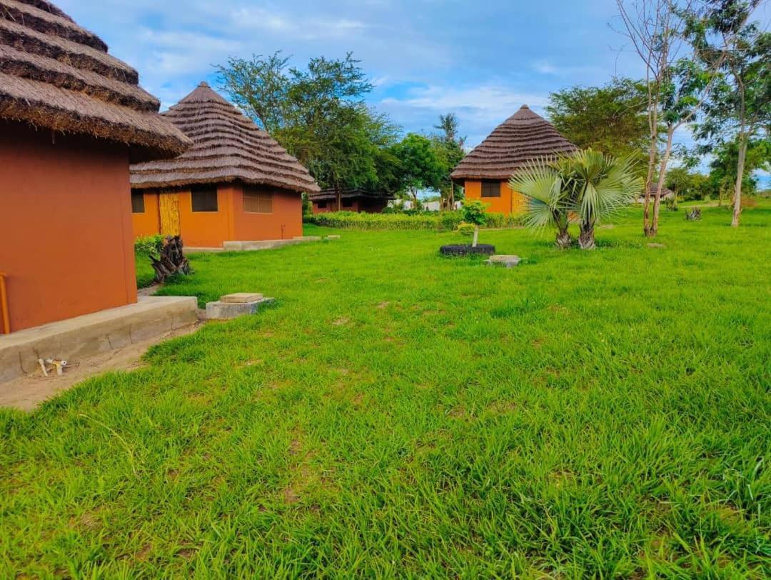 Tangi Safari Lodge Pakwach Ngoại thất bức ảnh